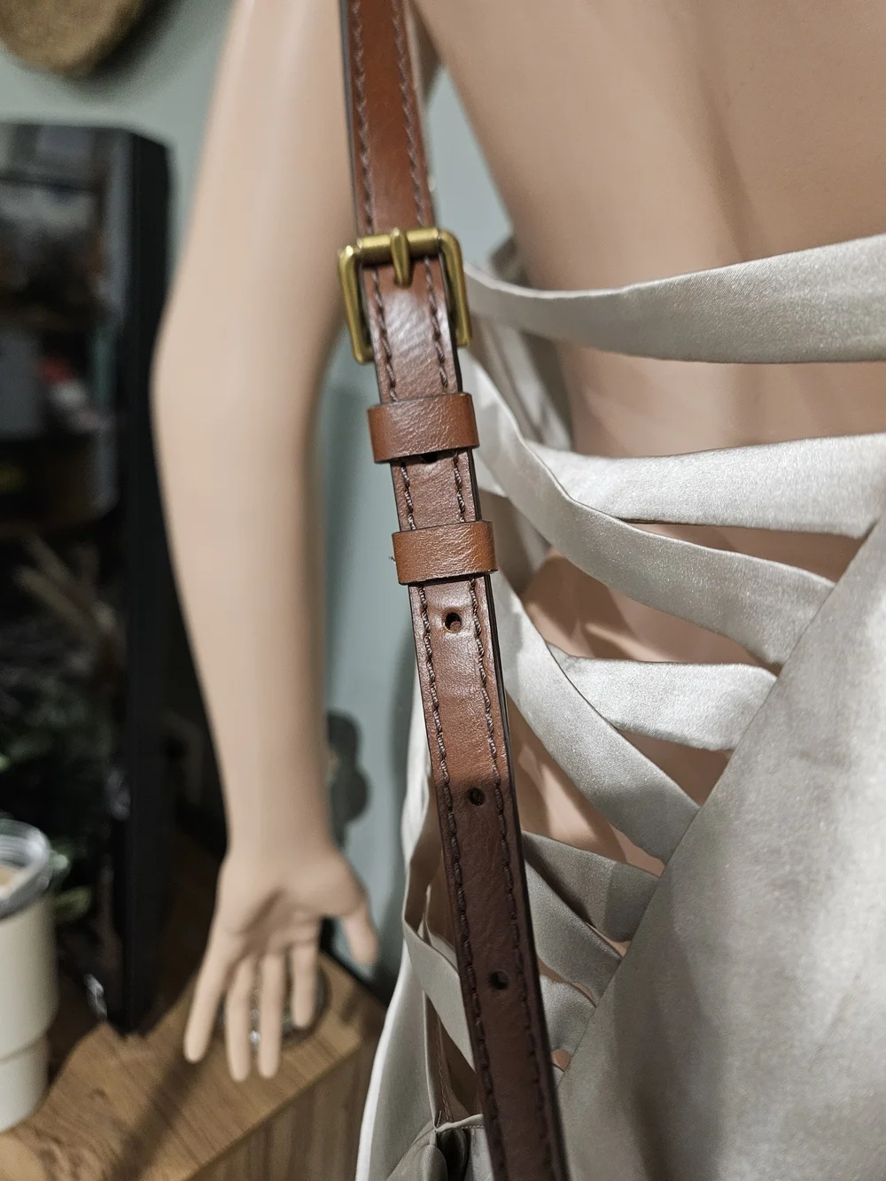 Vintage Fossil Turn Lock Brown Leather Crossbody Satchel Bag—Excellent Condition - Picture 16 of 16